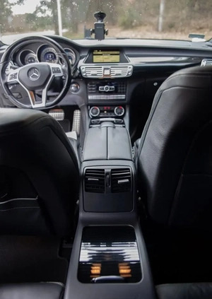 Mercedes-Benz CLS cena 89900 przebieg: 181000, rok produkcji 2012 z Międzylesie małe 352